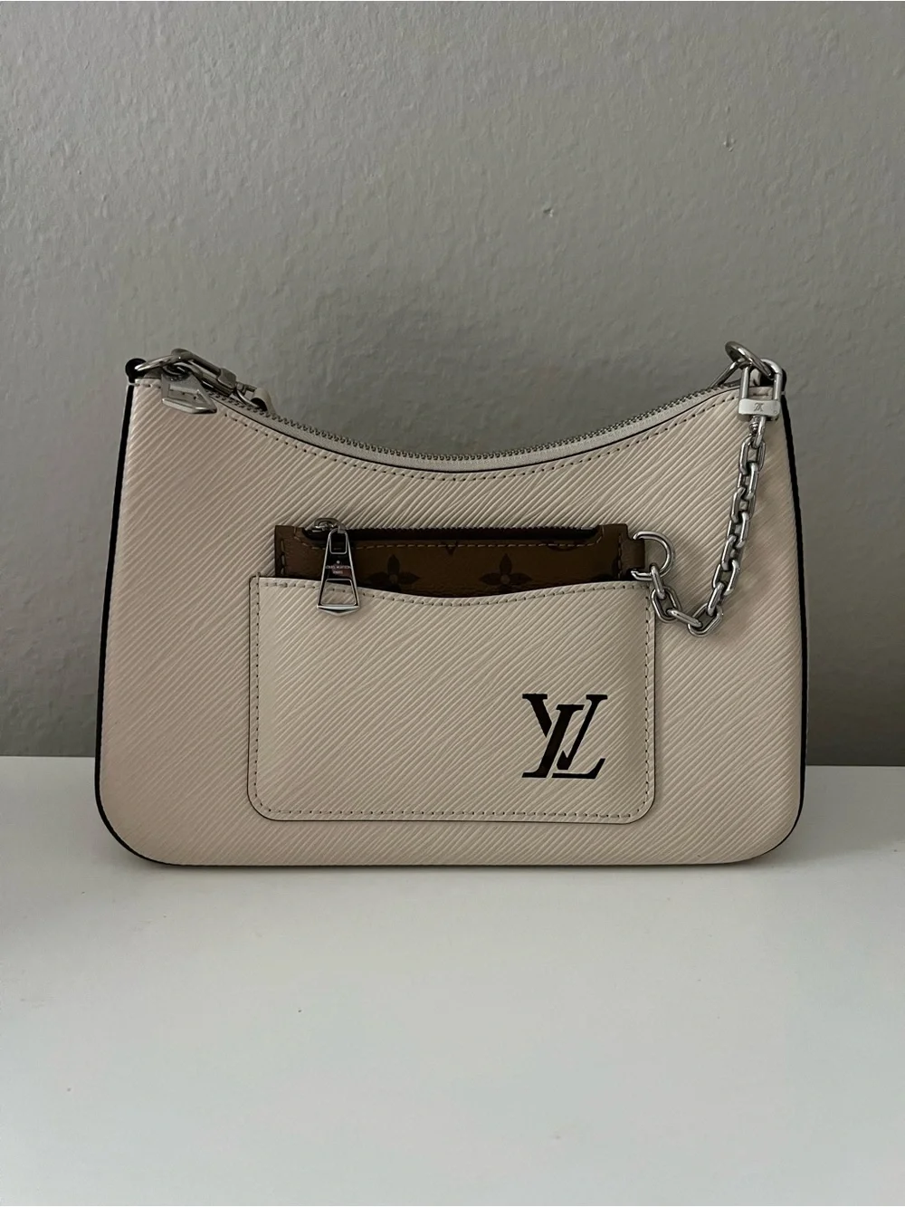 Louis Vuitton Cream Epi Leather Shoulder Pochette with Silver Chain